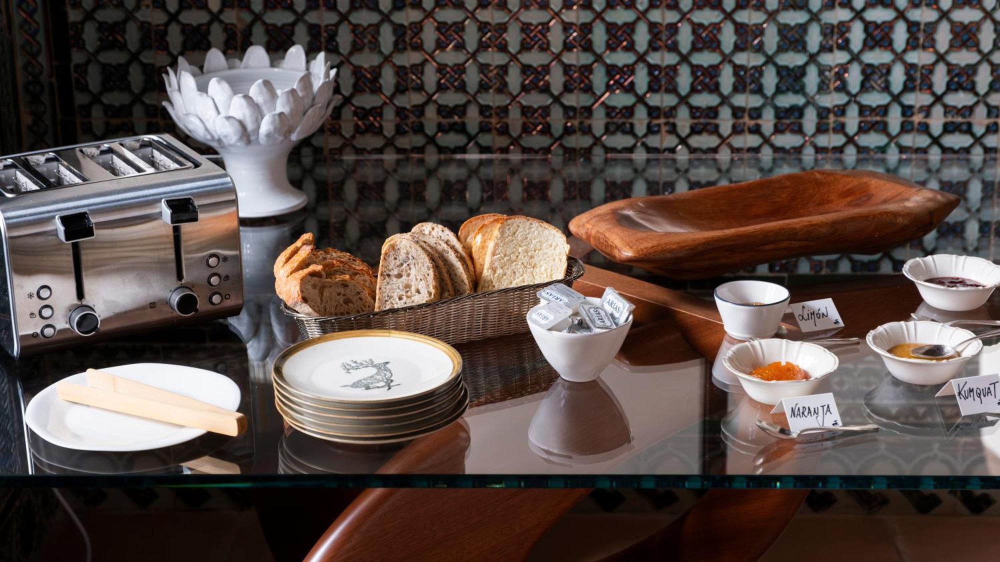 Hotel Boutique Casa Del Limonero เซบีญา ภายนอก รูปภาพ
